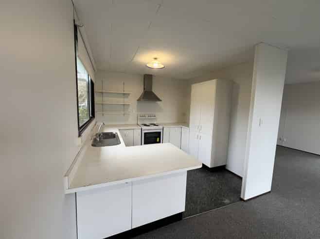 25B Devonshire Road, Unsworth Heights