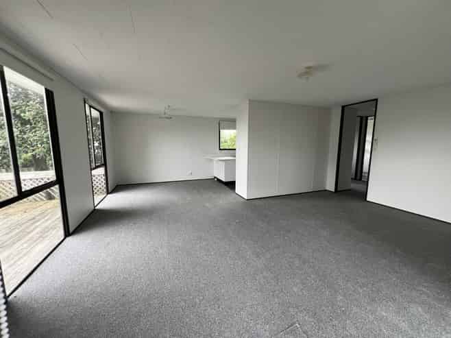 25B Devonshire Road, Unsworth Heights