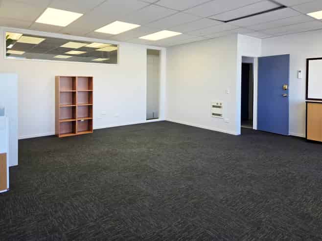 Small office. Parks included.