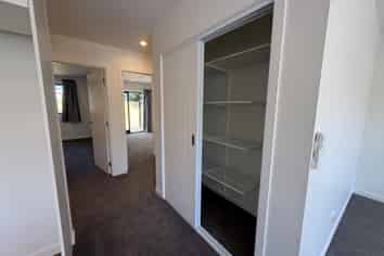 Manawatu / Whanganui - Address withheld