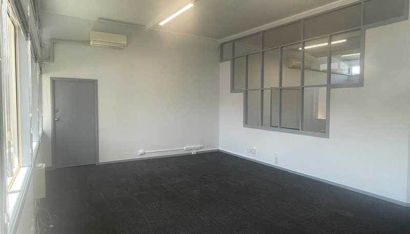  37 Taharoto Road, Takapuna