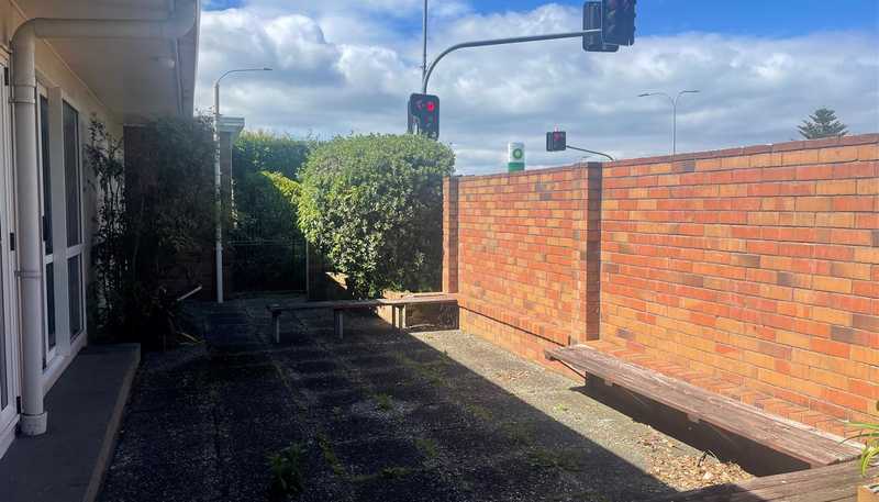  37 Taharoto Road, Takapuna