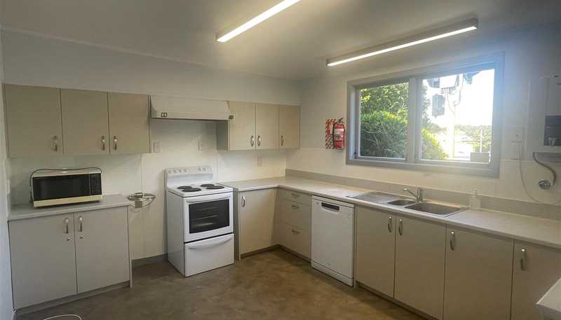  37 Taharoto Road, Takapuna