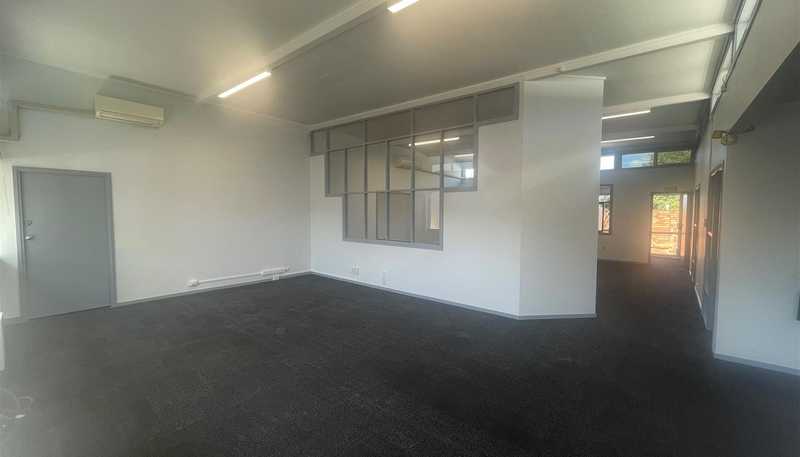  37 Taharoto Road, Takapuna