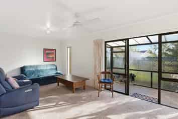 2D Feary Crescent, TAKAKA