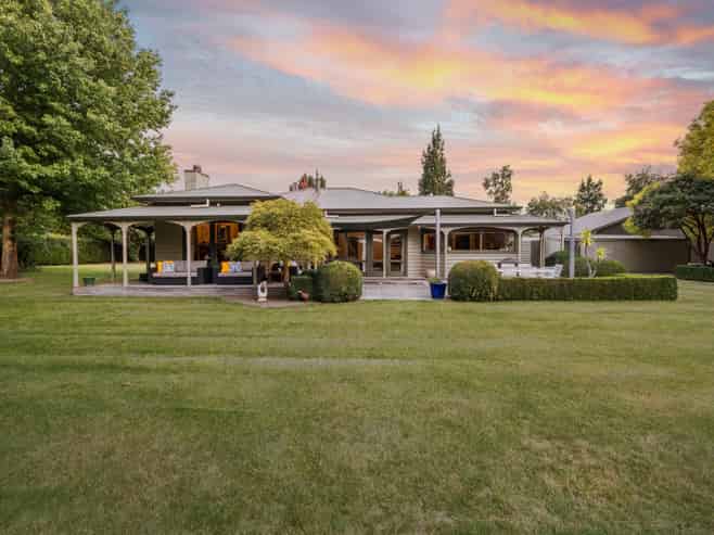 371 Racecourse Road, Allenton