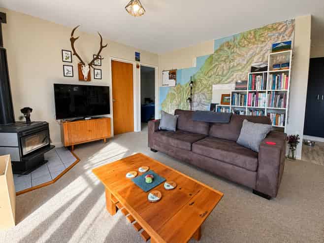24 Pauareka Road, Haast