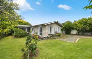 165 Tuhikaramea Road, Dinsdale