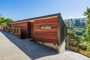 527 North Road, Normanby
