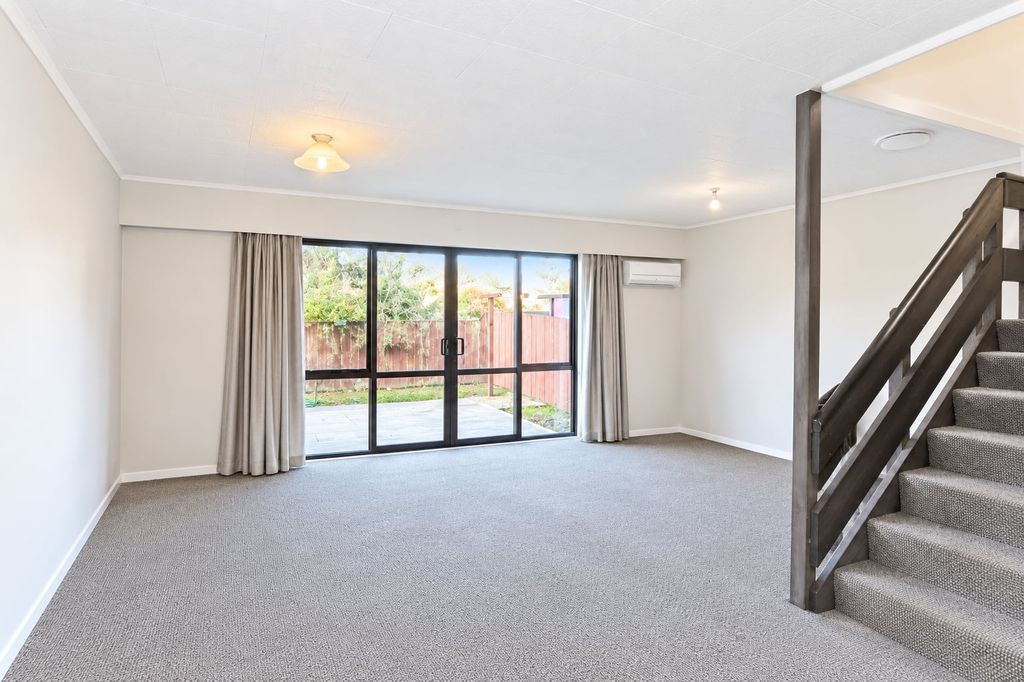 Convenient Living Close to Town - Corrie Street 4