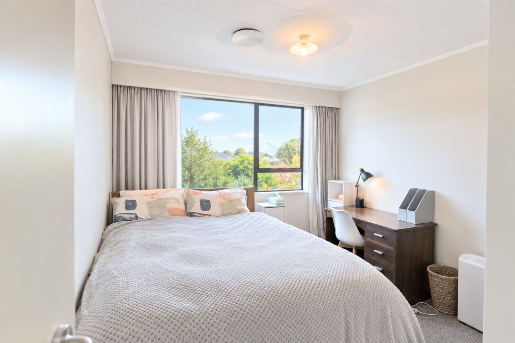 Convenient Living Close to Town - Corrie Street 5
