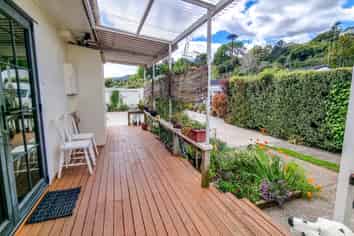 209 Fenton Street, Thames