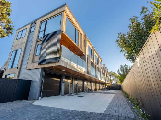 399 Lake Road, Takapuna