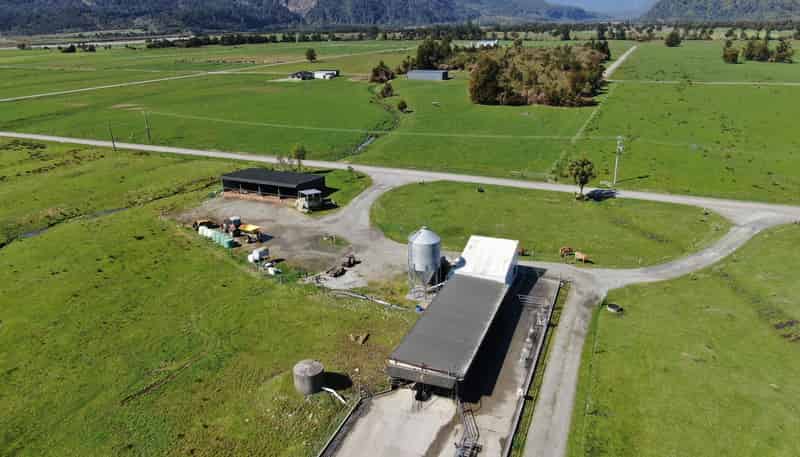 117 Burrough Road, Whataroa