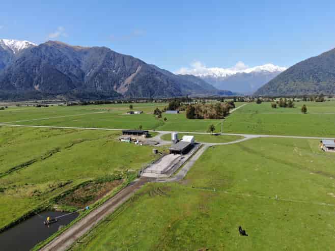 117 Burrough Road, Whataroa