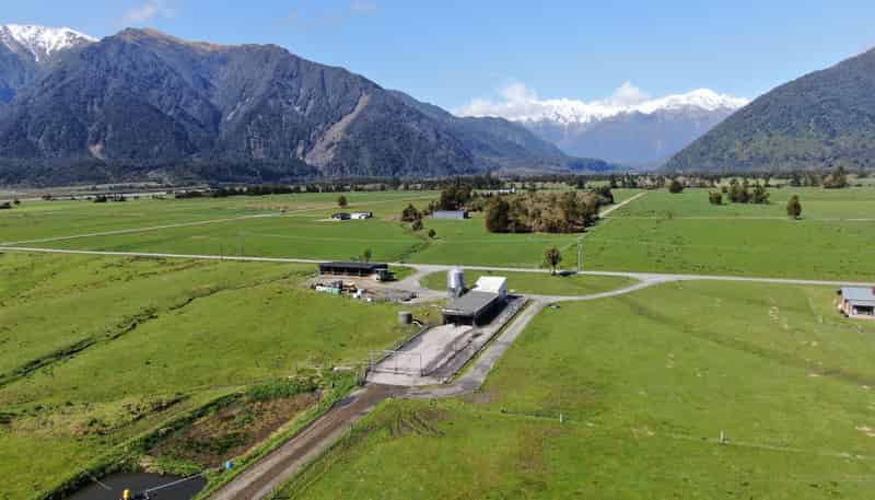 117 Burrough Road, Whataroa