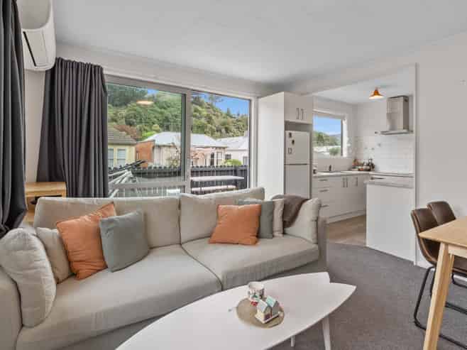33A/B Woodhaugh Street, Woodhaugh