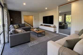 6B Flamingo Court, Goodwood Heights