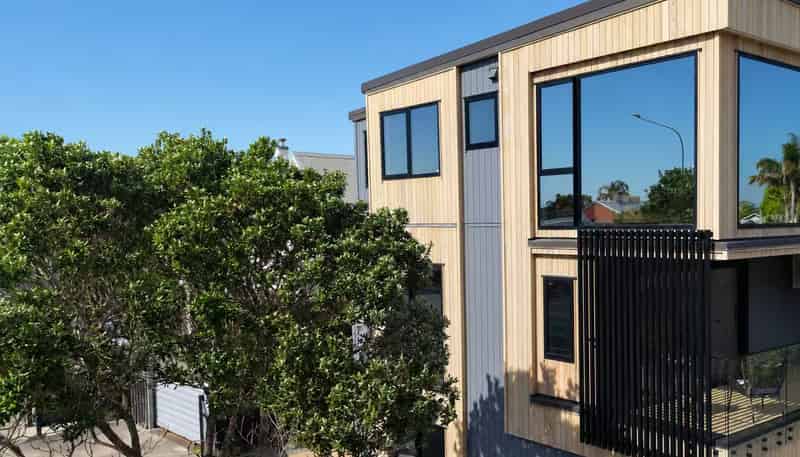 399 Lake Road, Takapuna
