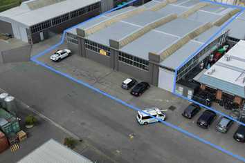 Sizeable Warehouse, Grunty Power