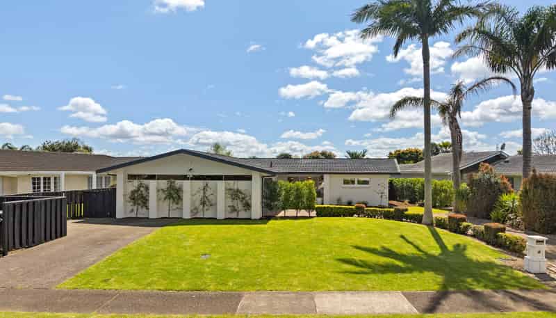 13 Barnhill Crescent, Pahurehure