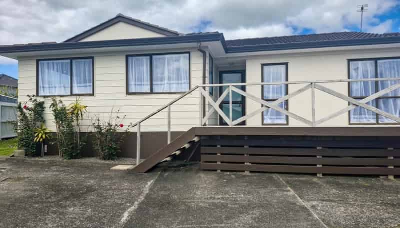 16 Childers Road, Ranui