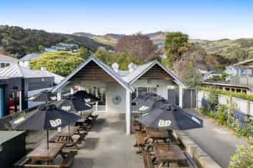 Hospitality Premises in Prime Waterfront Location