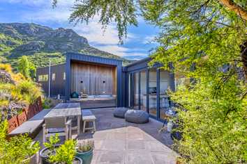 8 Endeavour Place, LYTTELTON