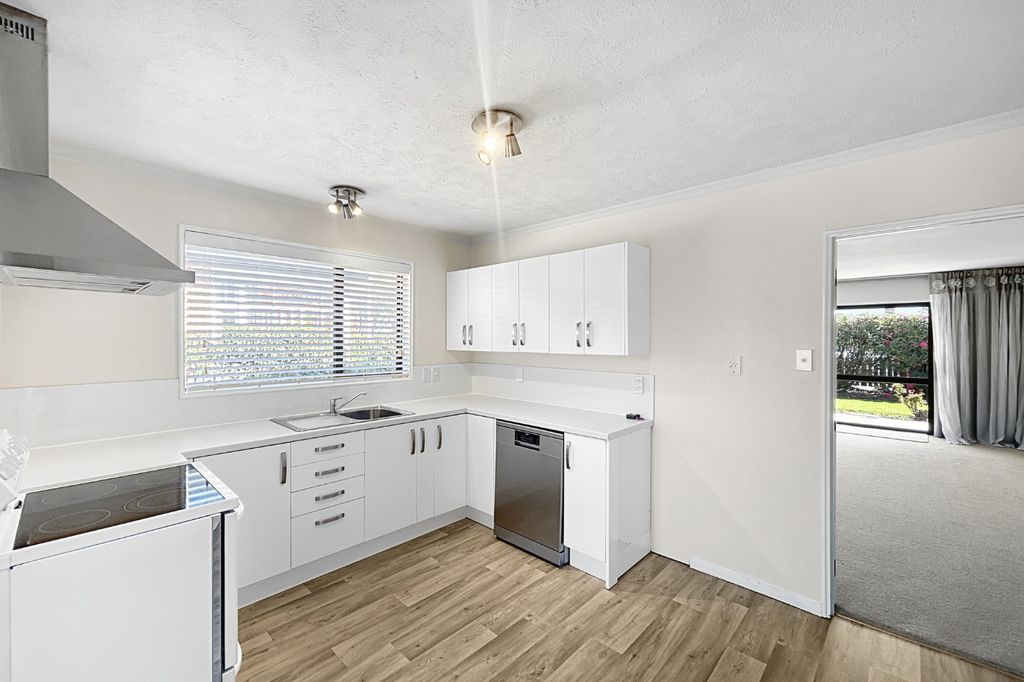 WINTON - 2 BEDROOMS 2