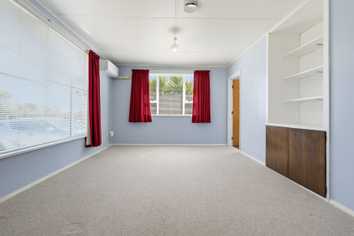 20 Utuhina Road, Springfield