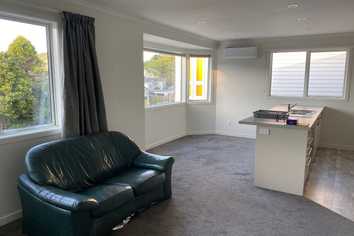11A Ramsey Place, Karori