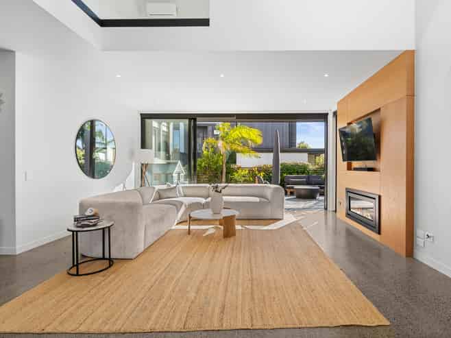 1B Northumberland Avenue, Hauraki