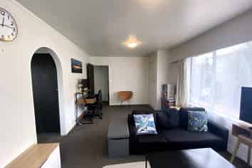 112 Leeward Drive, Whitby