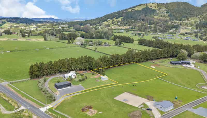 135 Apotu Road, Kauri