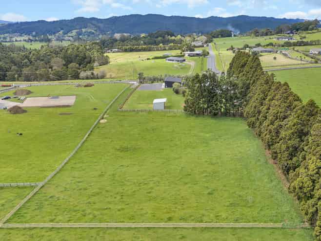 135 Apotu Road, Kauri