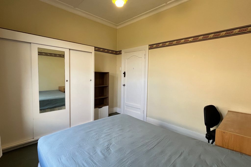 Fully Furnished Studio Room 4