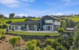 33 Lax Crescent, Leigh