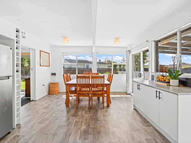54 Denby Crescent, Tikipunga