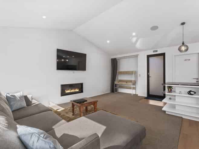 12 Hicks Road, Lower Shotover