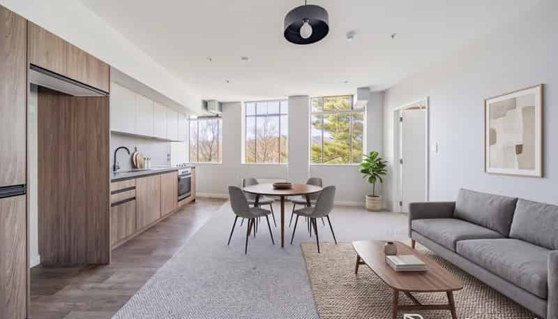 302/14 Laings Road, Central Hutt