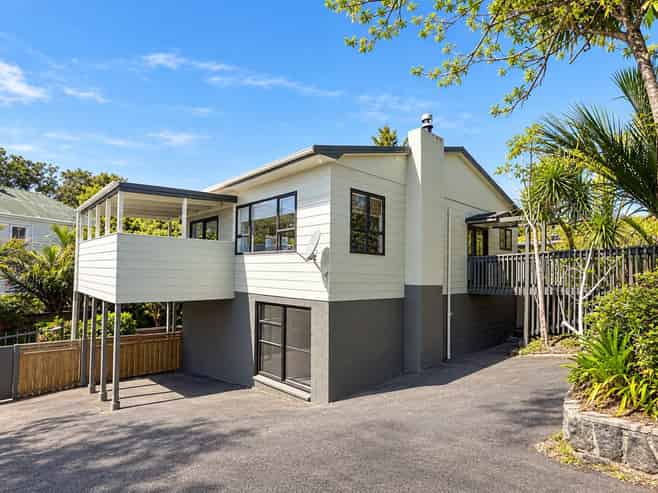 60 Vale Road, St Heliers