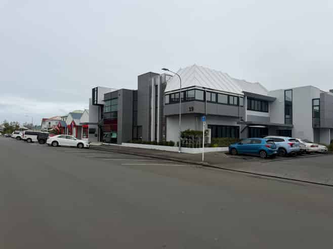 Room to Grow - A City Fringe Office Opportunity