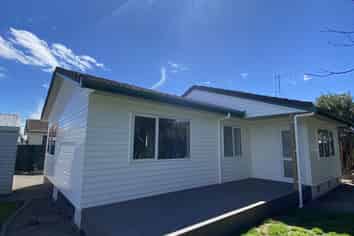 21C Lyn Grove, Papamoa