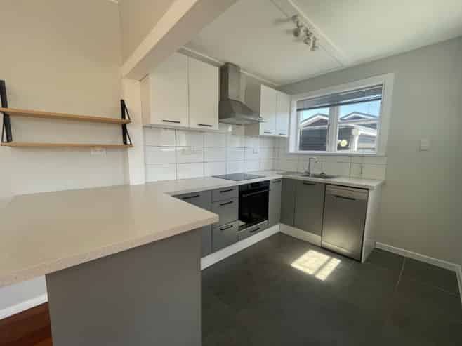 923 High Street, Avalon