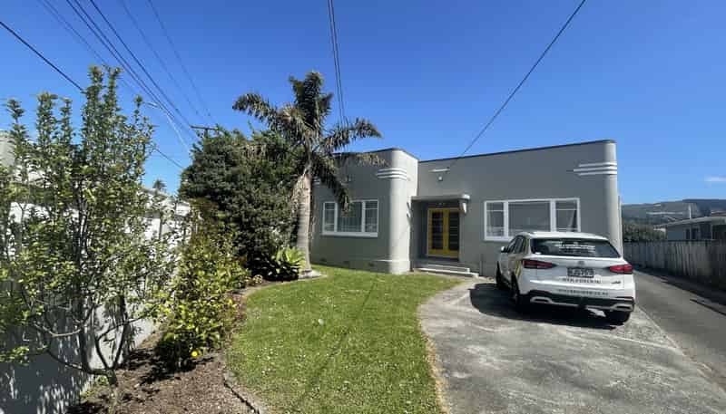 923 High Street, Avalon