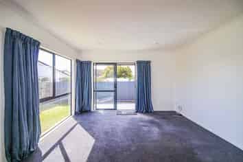 82A Fox Road, Springvale
