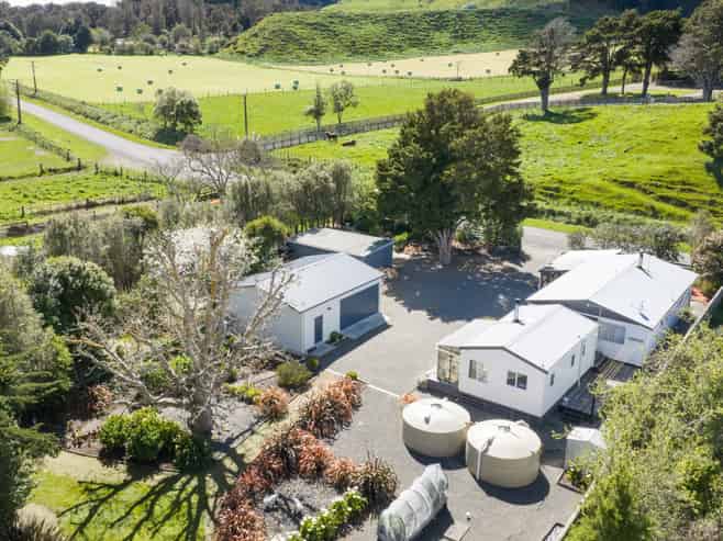 443 Reu Reu Road, Halcombe