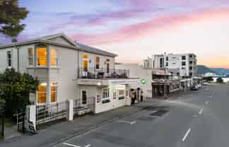 33 Wellington Street, Picton