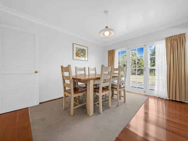 11 Melissa Place, Farm Cove