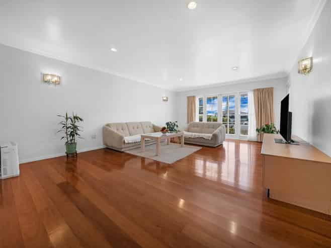 11 Melissa Place, Farm Cove